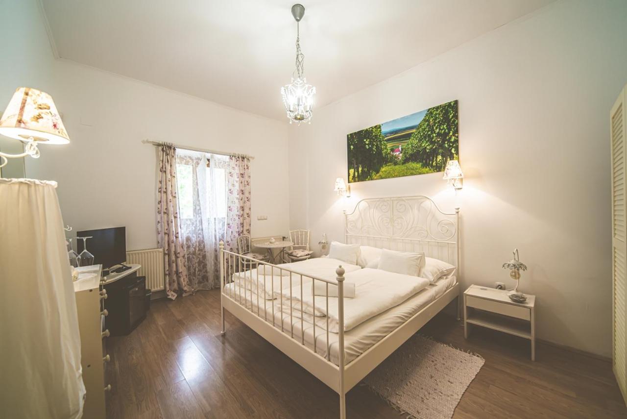 Palkonyha Panzio Speiz Gasztromuhely Bed & Breakfast Palkonya Exterior photo